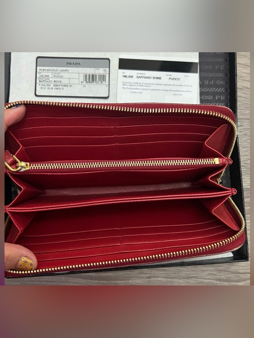 Prada Saffiano Wallet Red - Picture 5 of 9